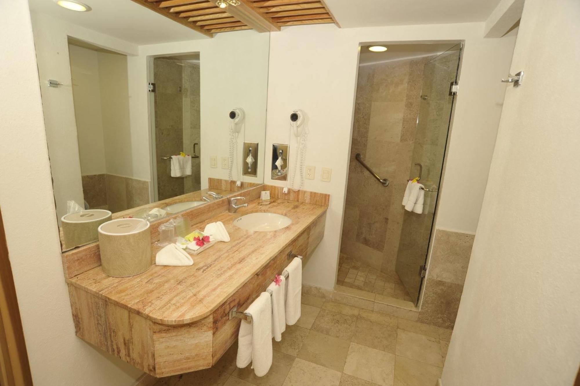 Hotel Gamma Plaza Ixtapa à Ixtapa  Extérieur photo